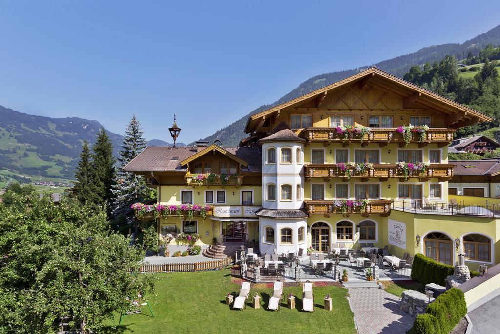 Landhotel Untermuellnergut Dorfgastein Exterior photo