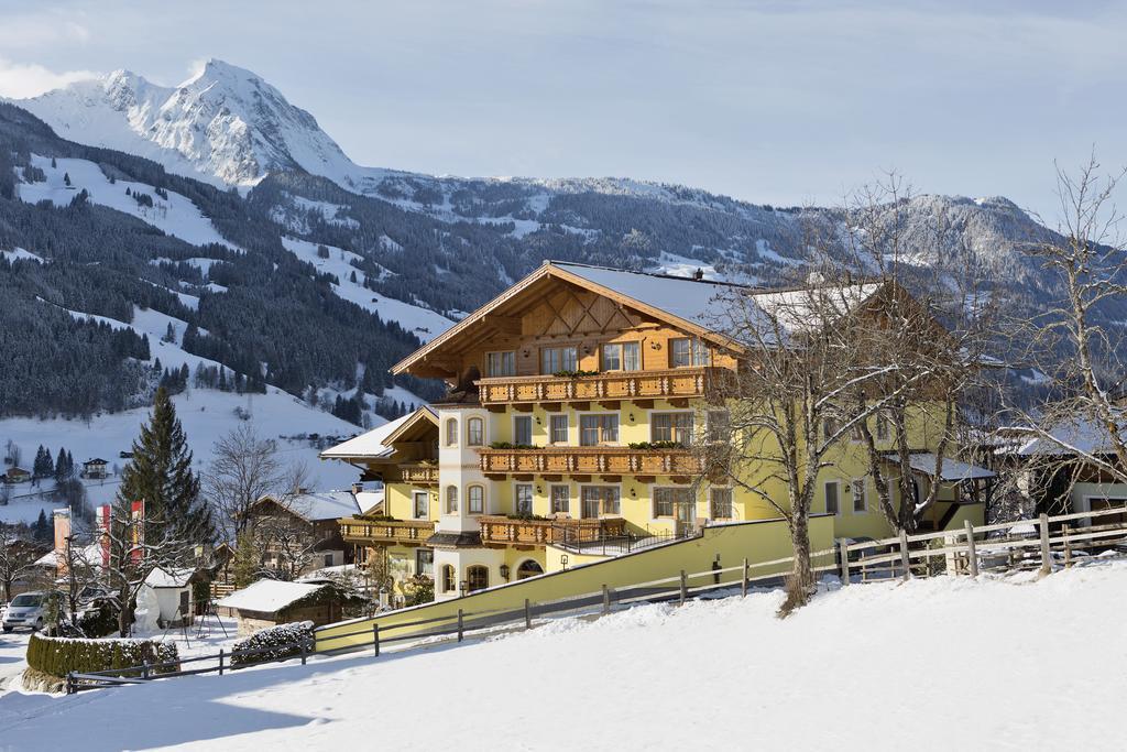 Landhotel Untermuellnergut Dorfgastein Exterior photo